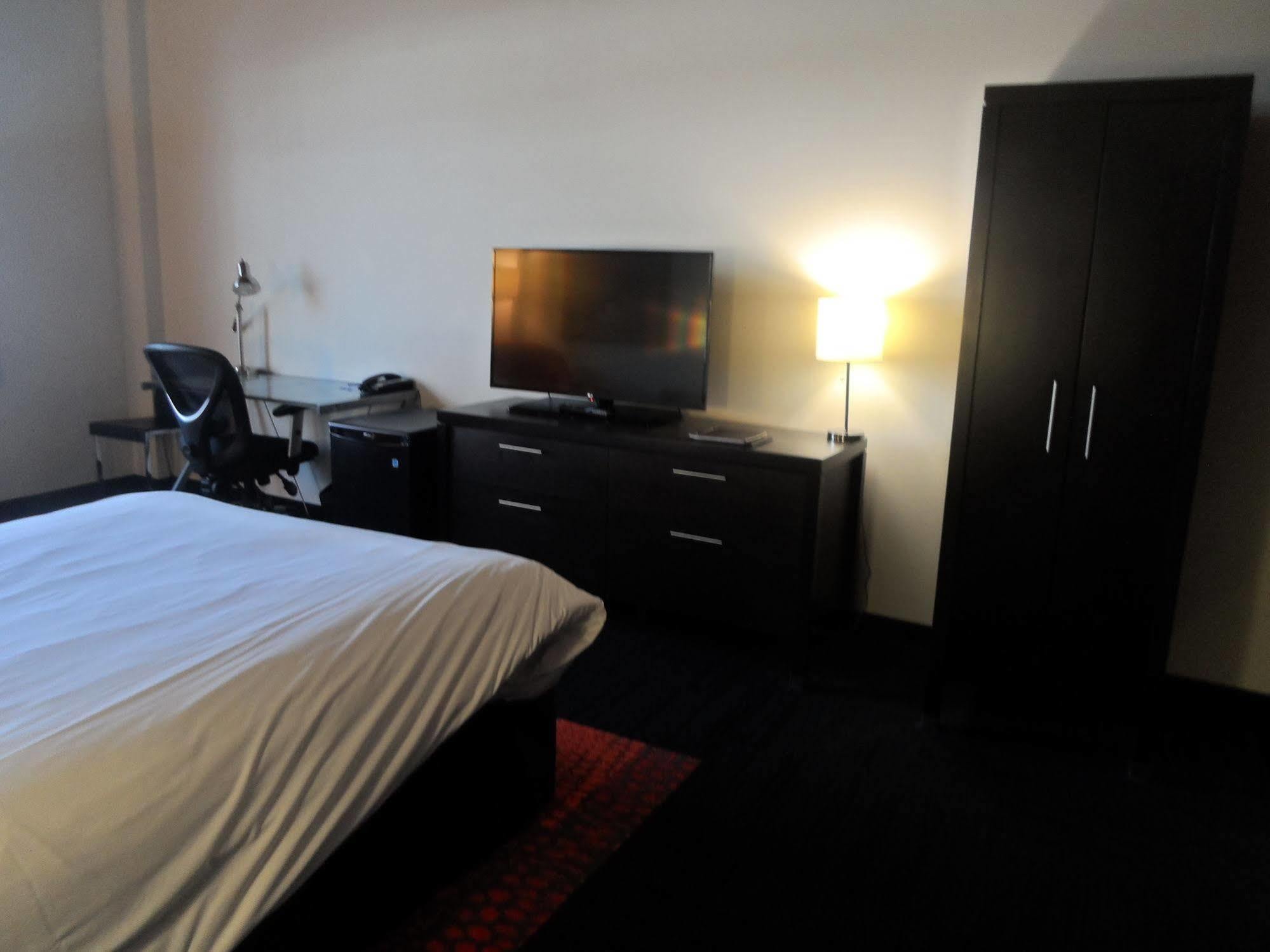 Grand Times Hotel – Aeroport de Quebec Buitenkant foto
